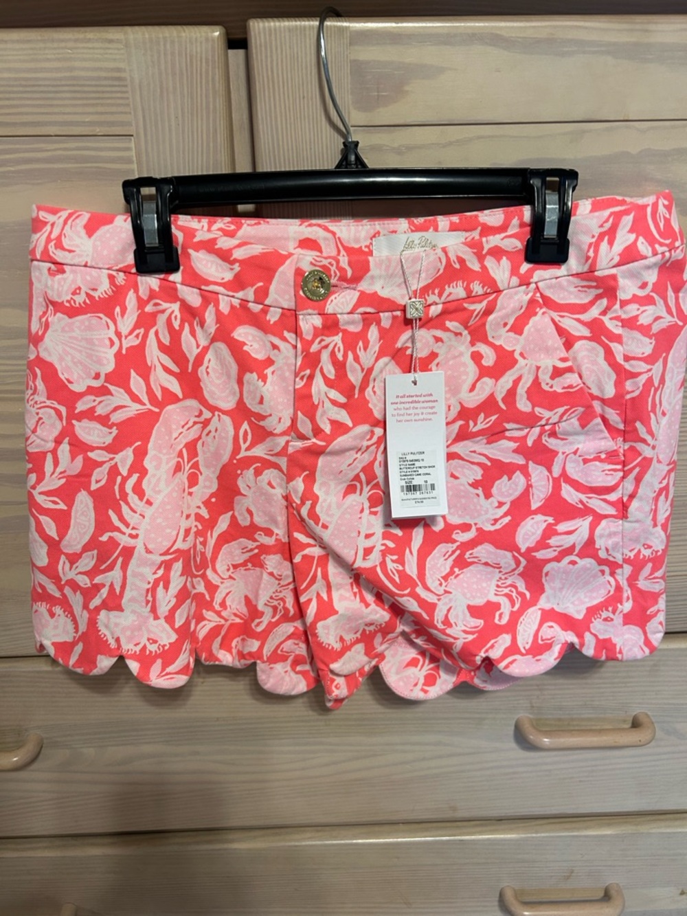 Lilly Pulitzer Coral Pink Floral Scallop Hem Shorts